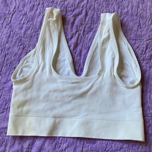 NEW Cute white bralette. Nylon/spandex. Size M - Picture 2 of 4